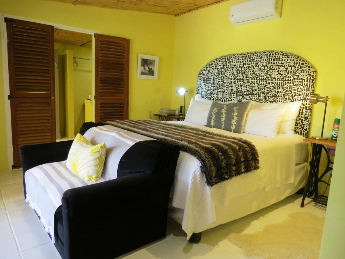 Olive Grove House Hotel Принс Алберт Екстериор снимка