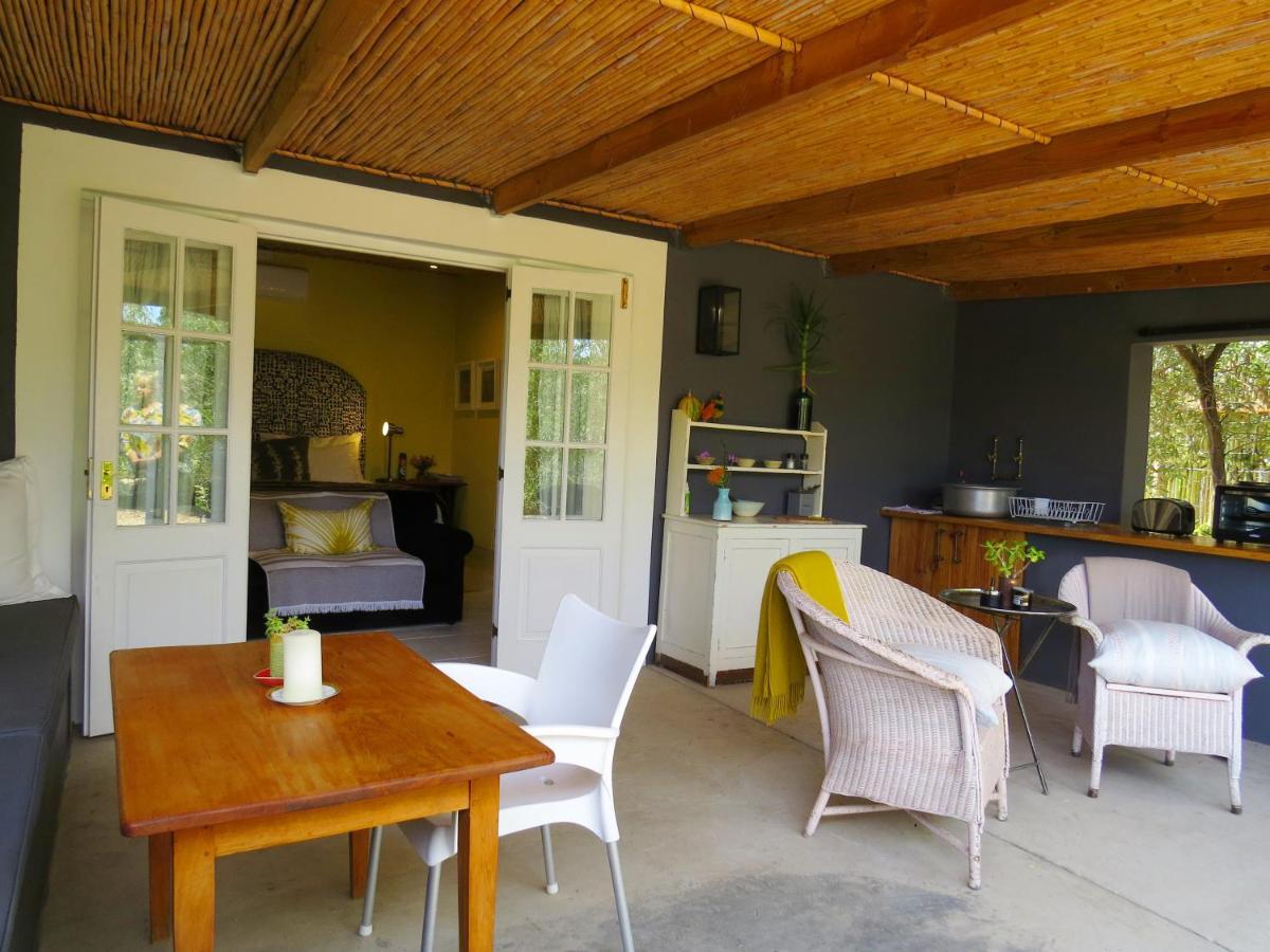 Olive Grove House Hotel Принс Алберт Екстериор снимка